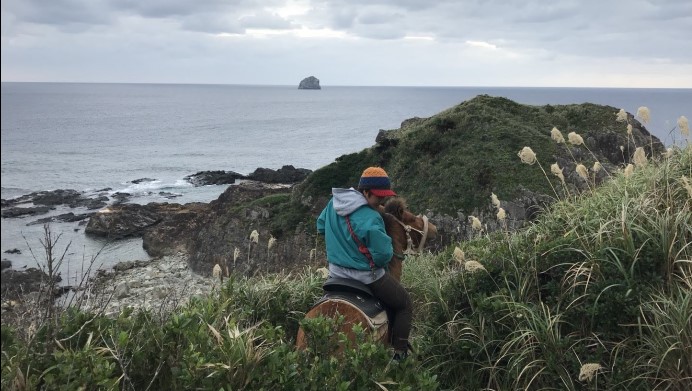 「海を望み、崖を巡る」 8